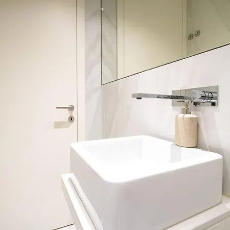 Reference T1 2nd Floor Appartement *