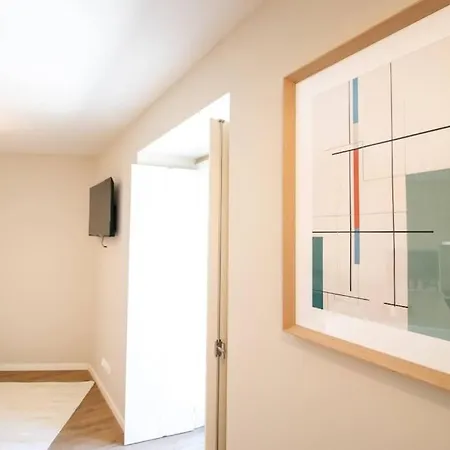 Apartment Reference T1 2nd Floor *