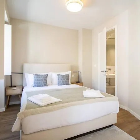 Apartment Reference T1 2nd Floor